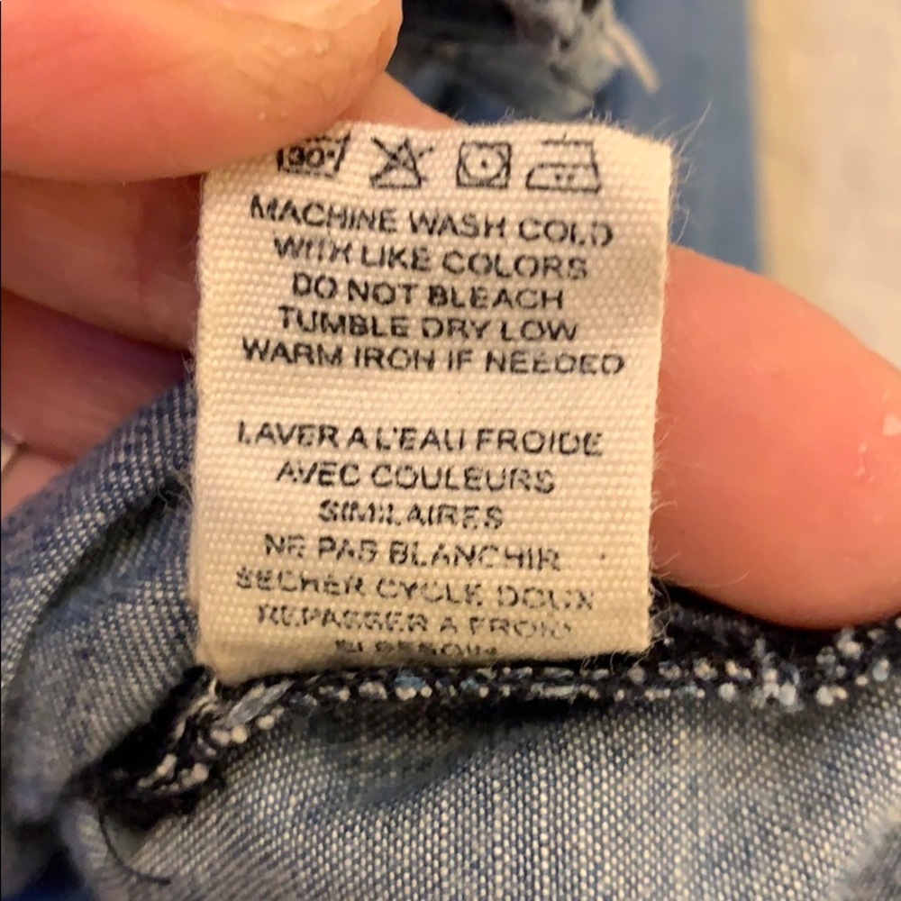 Billabong Frayed Bottom Demin Button Up! - image 7